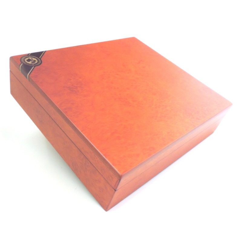 C4A - Brown Cigar Humidor